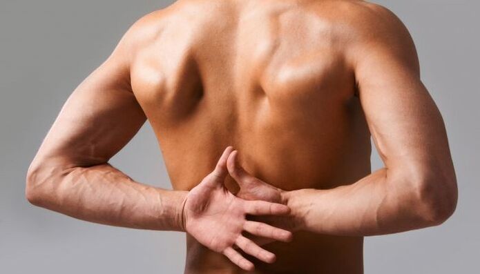 Dolor de espalda con osteocondrosis torácica. 