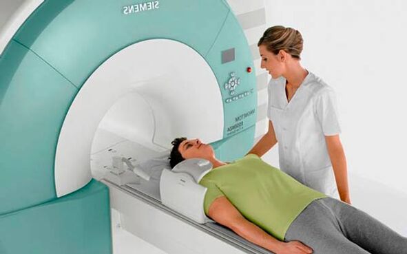 Resonancia magnética utilizada para diagnosticar la osteocondrosis